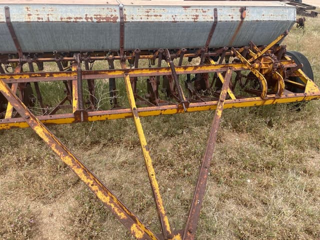 Image of Minneapolis-Moline R5-8 equipment image 2