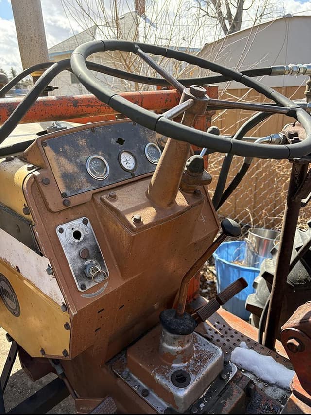 Image of Minneapolis-Moline Jet Star 3 equipment image 2