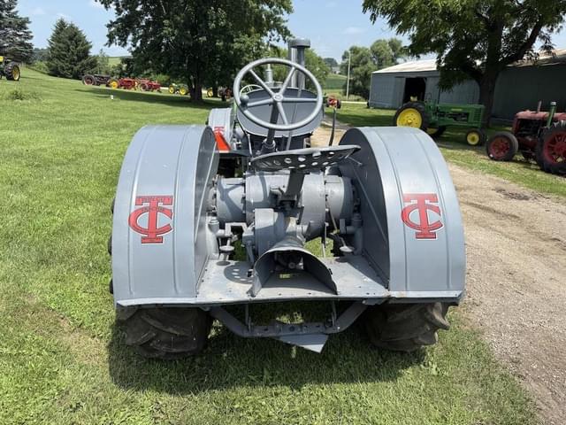 Image of Minneapolis-Moline KTA equipment image 4