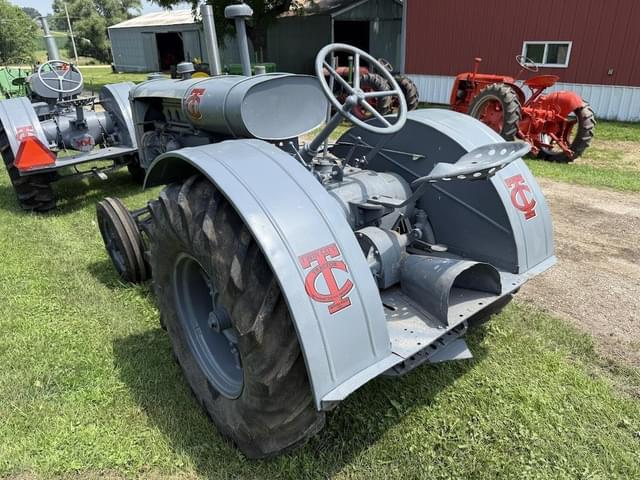 Image of Minneapolis-Moline KTA equipment image 3