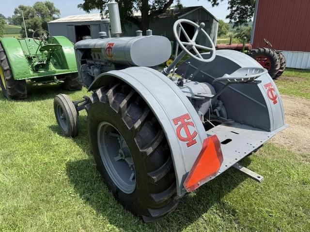Image of Minneapolis-Moline KTA equipment image 4