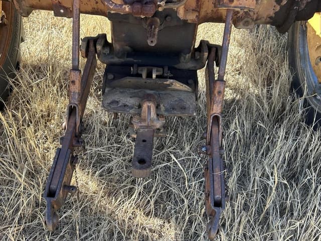 Image of Minneapolis-Moline M-602 equipment image 4