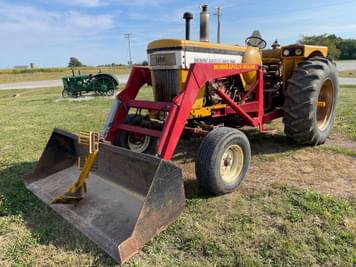 Main image Minneapolis-Moline M670