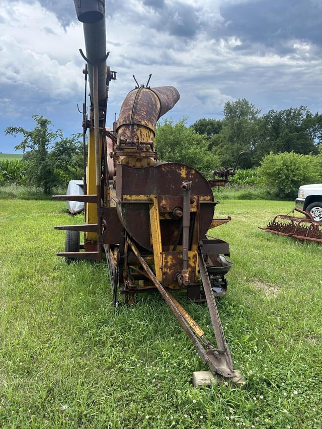 Image of Minneapolis-Moline 1200 equipment image 3