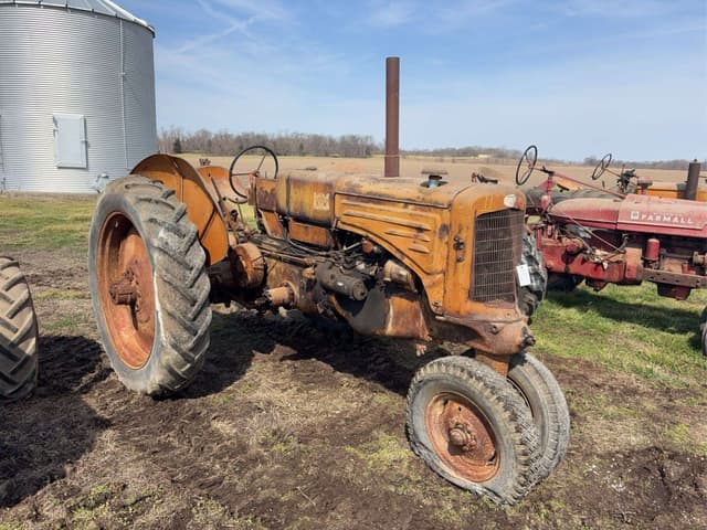 Image of Minneapolis-Moline ZTU equipment image 1