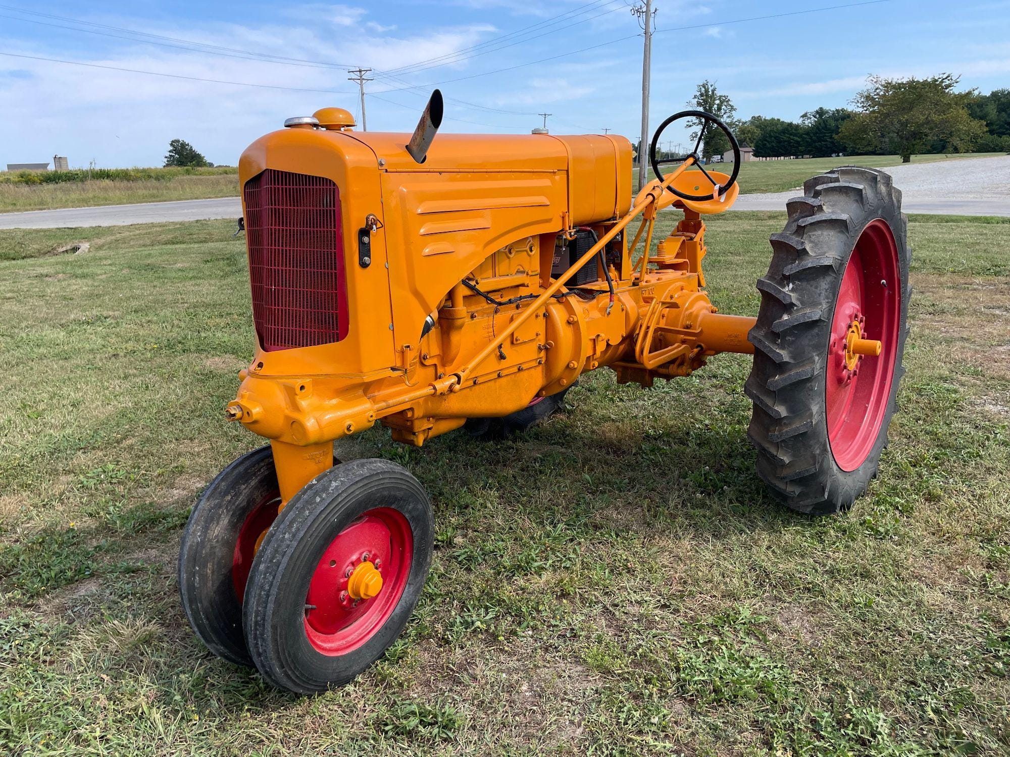 Main image Minneapolis-Moline RTU