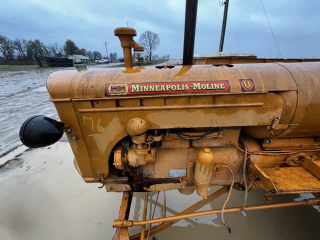 Image of Minneapolis-Moline U equipment image 2