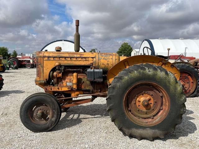Image of Minneapolis-Moline U equipment image 1