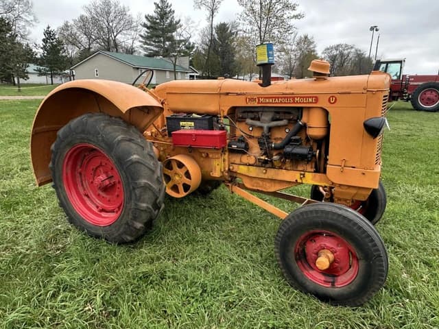 Image of Minneapolis-Moline U equipment image 3