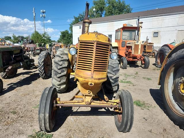 Image of Minneapolis-Moline U equipment image 3