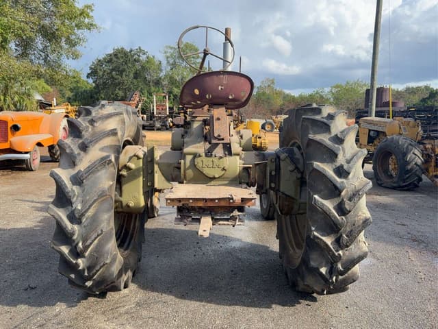 Image of Minneapolis-Moline U equipment image 3