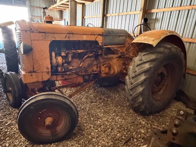 Image of Minneapolis-Moline U equipment image 1