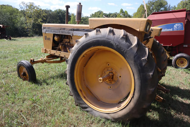 Image of Minneapolis-Moline U-302 equipment image 3