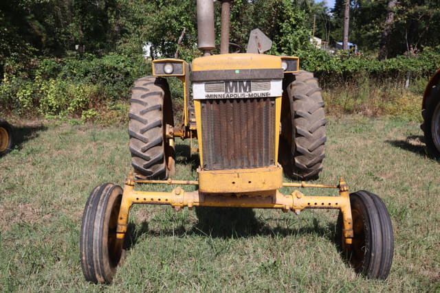 Image of Minneapolis-Moline U-302 equipment image 1