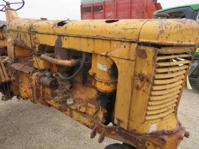 Image of Minneapolis-Moline UB equipment image 4