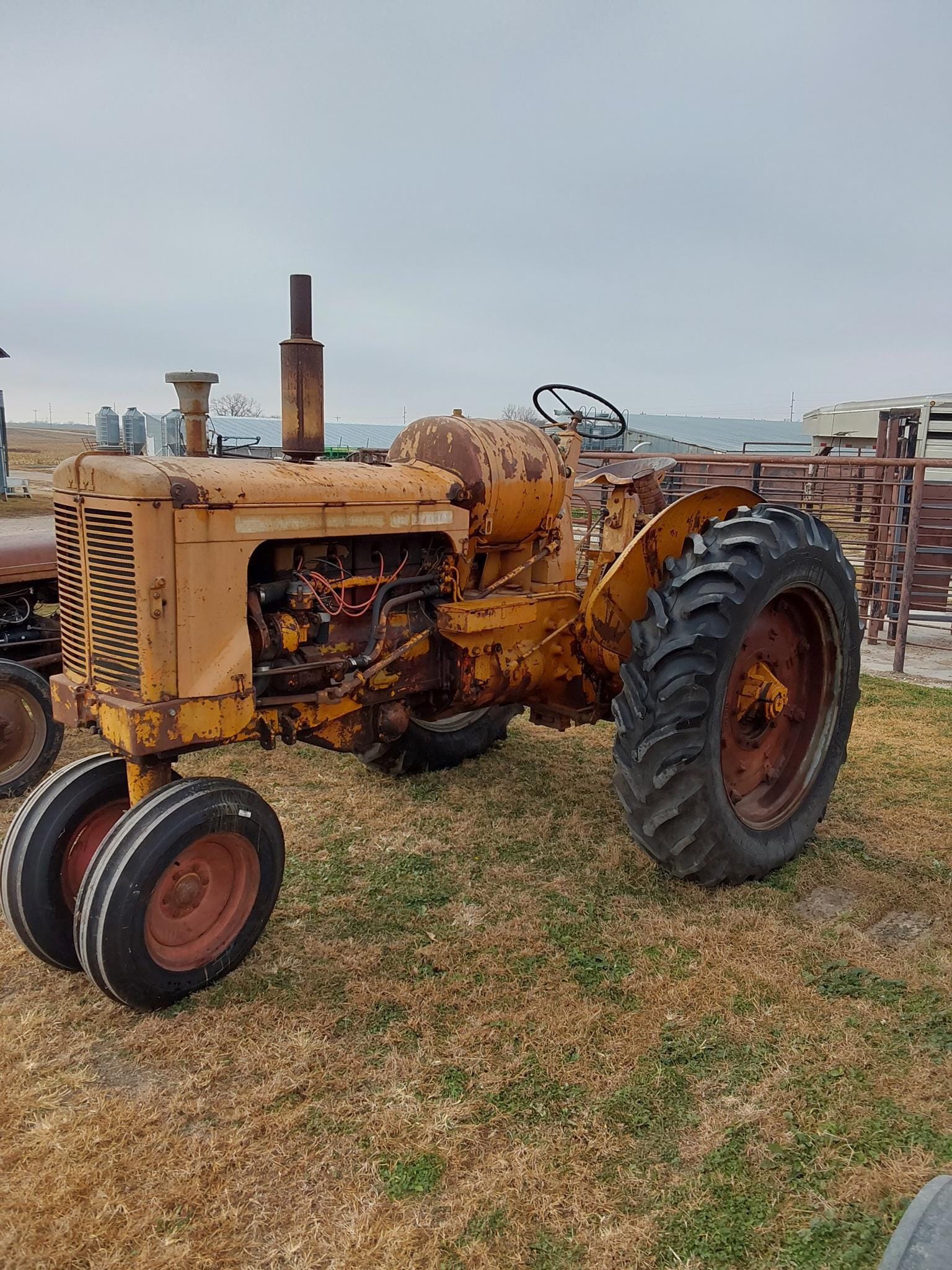 Minneapolis-Moline UB Equipment Image0