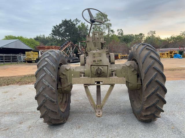 Image of Minneapolis-Moline UTC equipment image 4