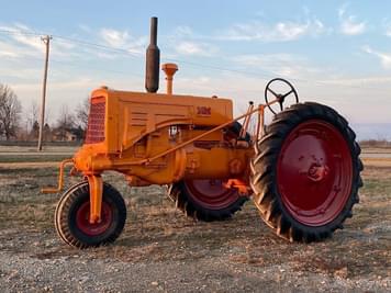 Main image Minneapolis-Moline YT