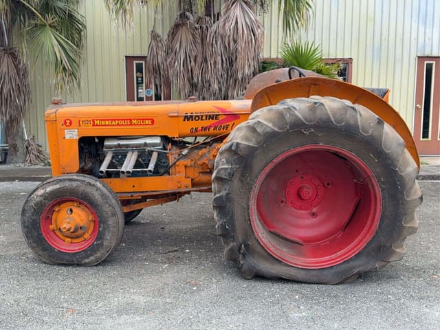 Image of Minneapolis-Moline Z equipment image 3