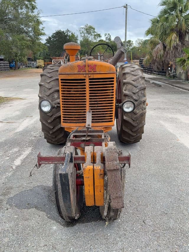 Image of Minneapolis-Moline ZAU equipment image 2