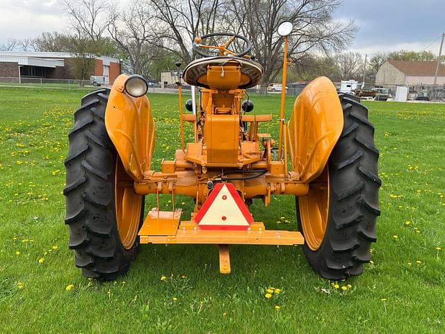Image of Minneapolis-Moline ZB equipment image 3