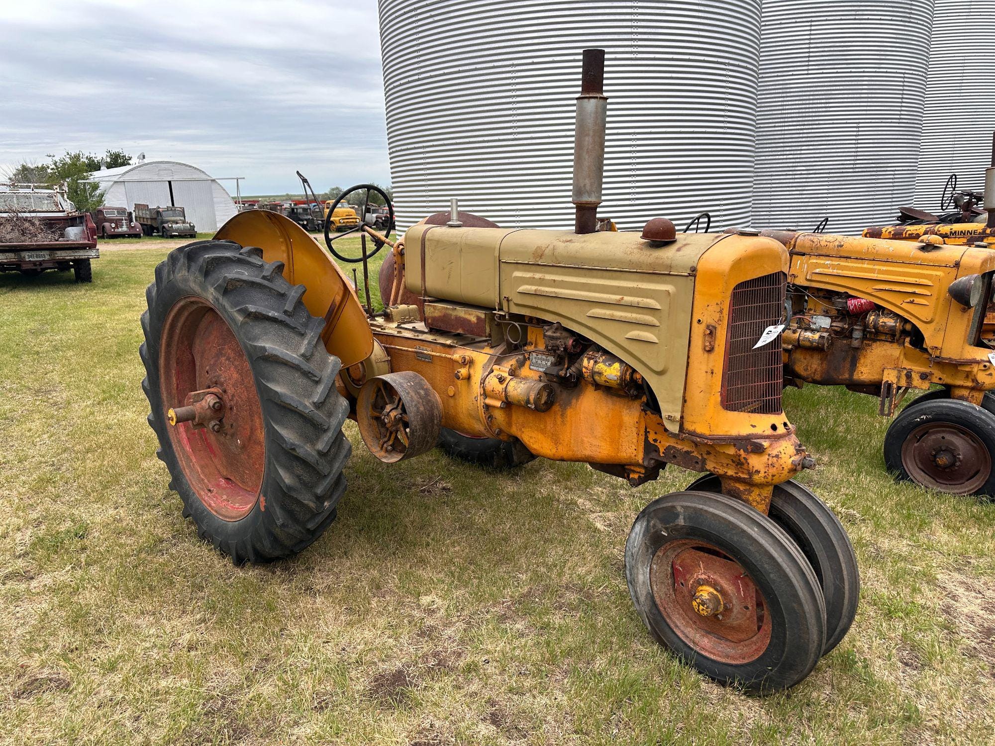 Main image Minneapolis-Moline ZTU