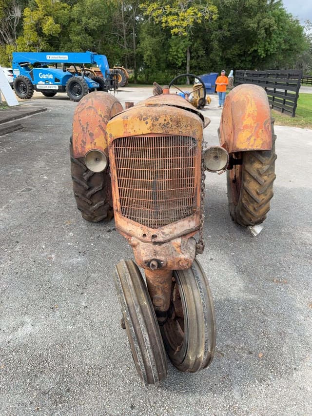 Image of Minneapolis-Moline ZTU equipment image 2