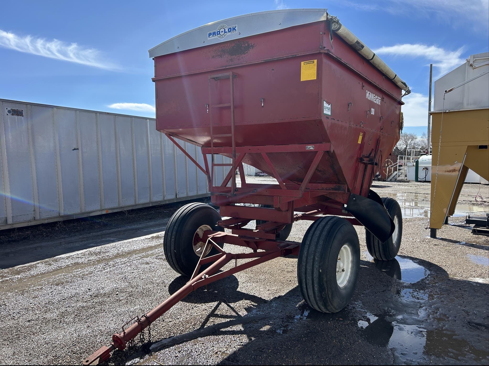 Minnesota 260 Equipment Image0