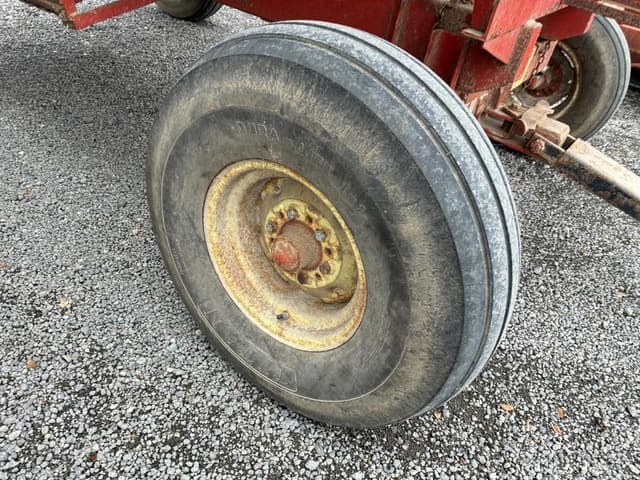 Image of Minnesota 260 equipment image 3