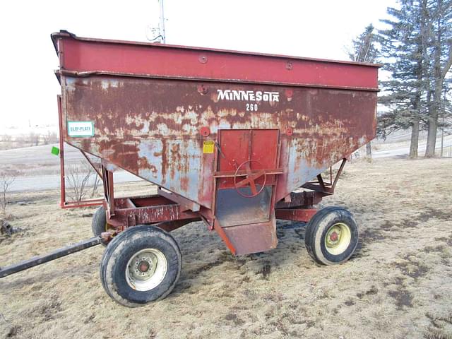 Image of Minnesota 260 equipment image 2