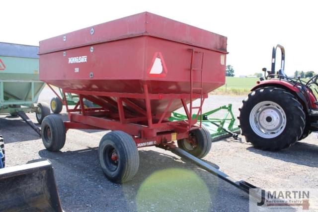 Image of Minnesota 260 equipment image 1