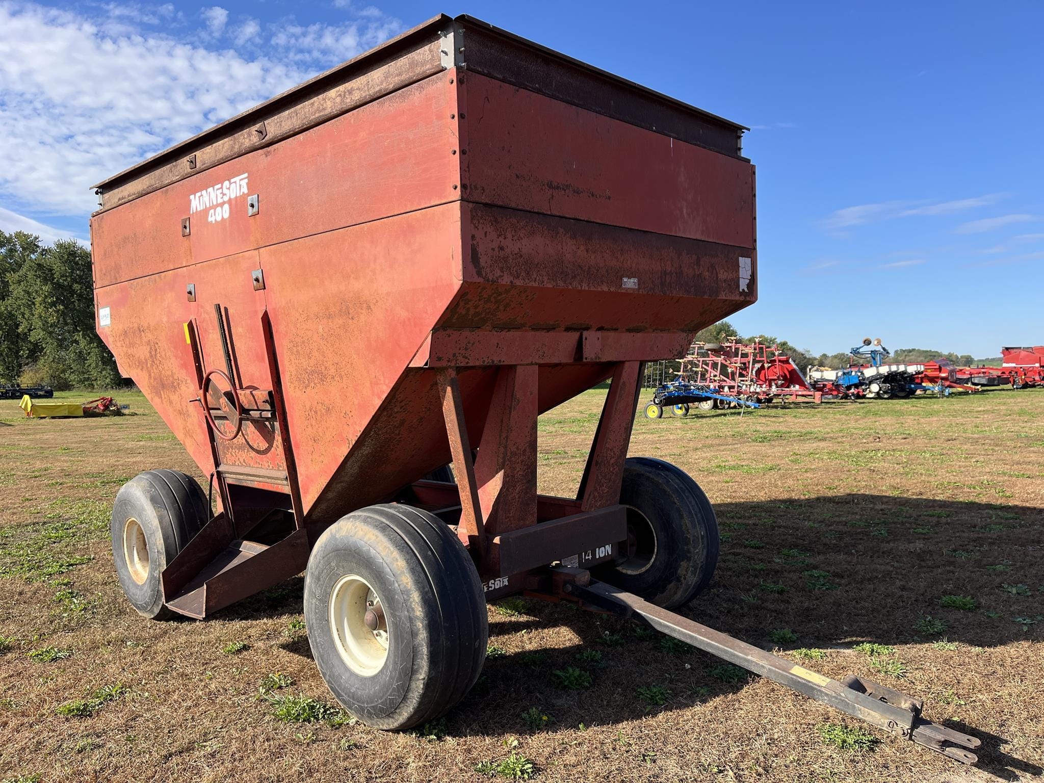 Minnesota 400 Equipment Image0