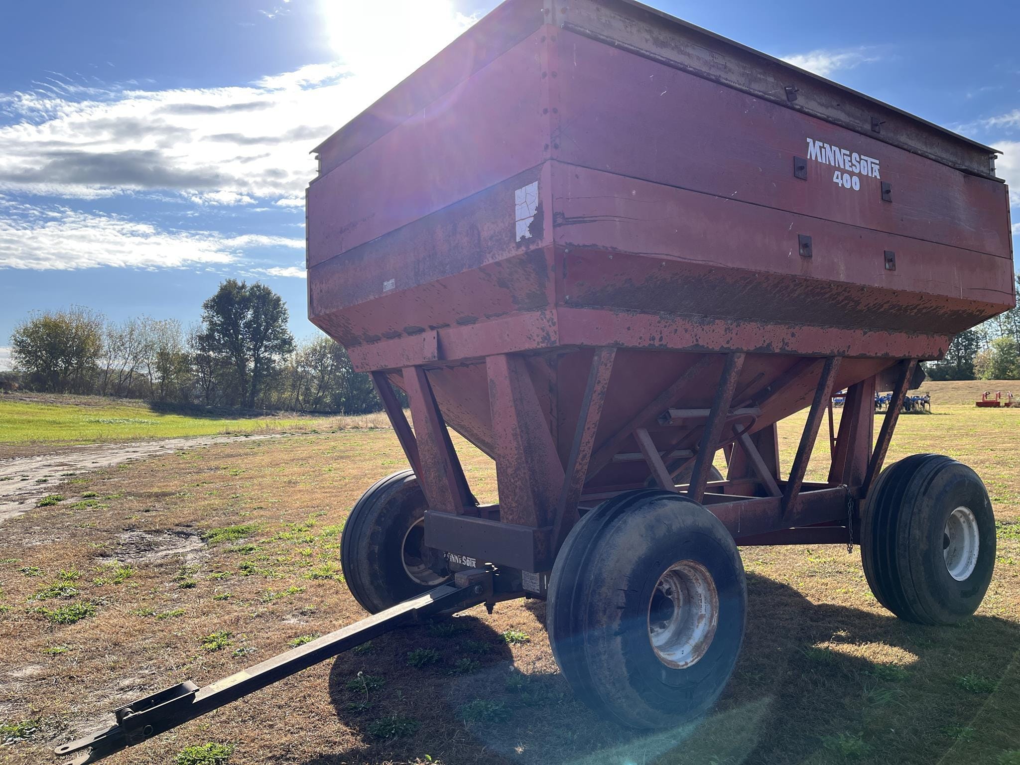 Minnesota 400 Equipment Image0