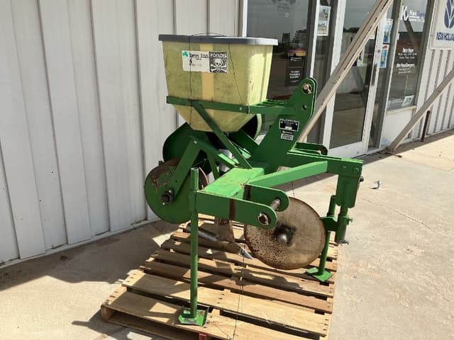 Image of Western Alfalfa Gopher Killer equipment image 1