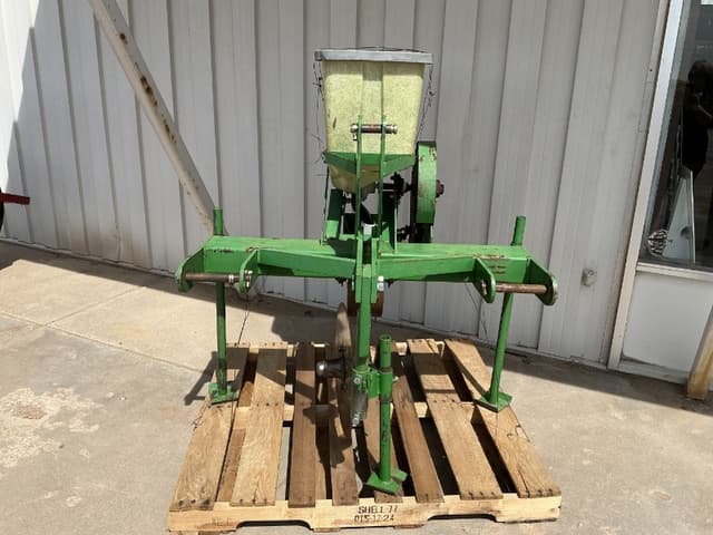 Image of Western Alfalfa Gopher Killer equipment image 2