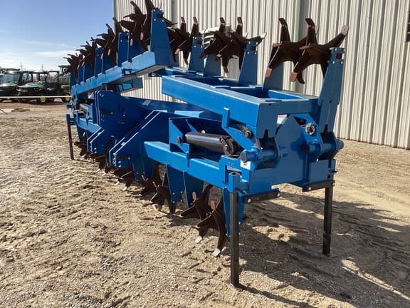 Image of Sam Stevens Sandfighter equipment image 2