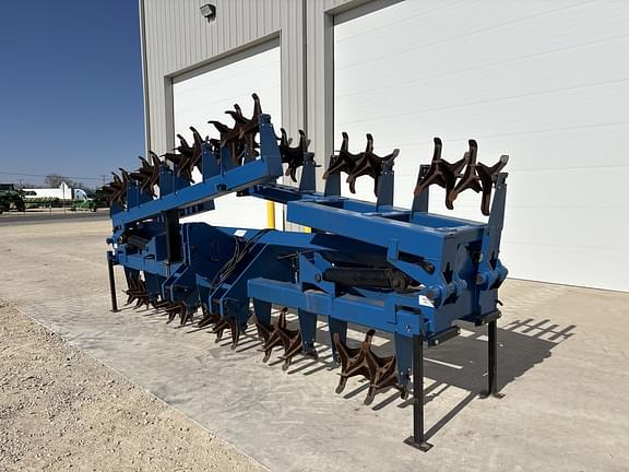 Image of Sam Stevens Sandfighter equipment image 3