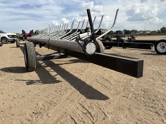 Image of Undetermined Header Trailer equipment image 2