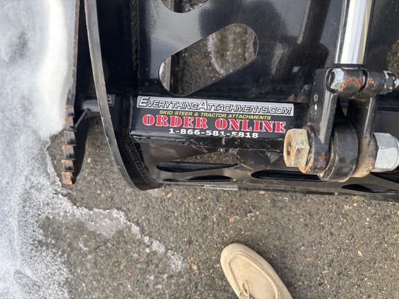 Image of Undetermined Brush Grapple equipment image 4