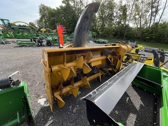 Image of Undetermined Snowblower Image 0