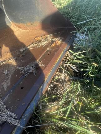 Image of Undetermined Snow Bucket Image 1