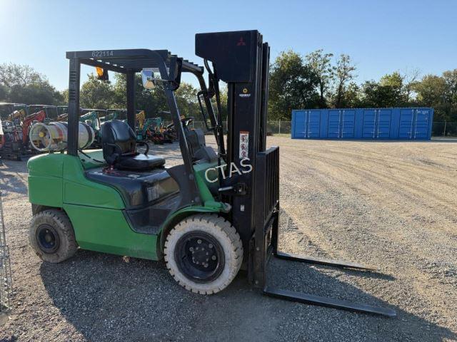 Image of Mitsubishi FG30N equipment image 3