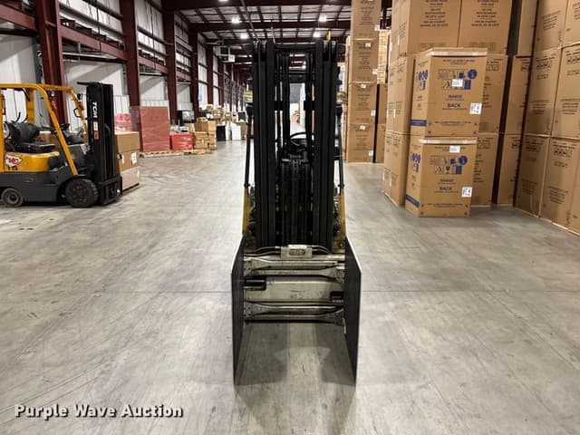 Image of Caterpillar GC15 equipment image 1
