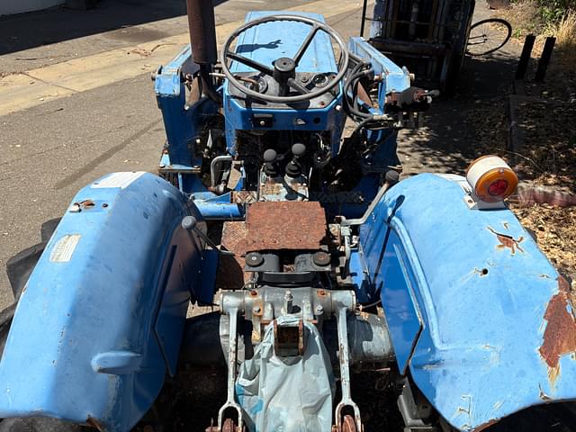 Image of Mitsubishi D2000 equipment image 2