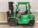 2002 Mitsubishi FG25K Image