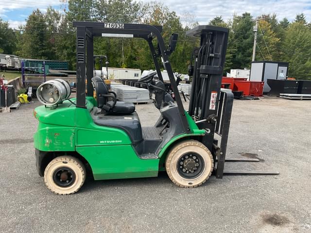 Image of Mitsubishi FG25N equipment image 3