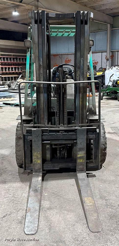 Image of Mitsubishi FG30 equipment image 1