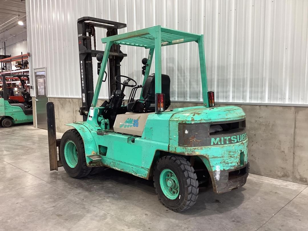 Image of Mitsubishi FG35 Image 0