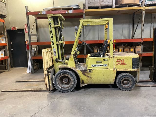 Image of Mitsubishi FG35 equipment image 1