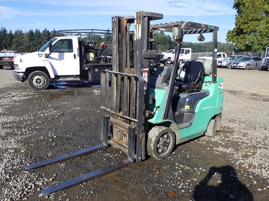 Mitsubishi FGC25 Equipment Image0